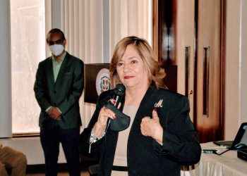 Minerd creará escuelas laborales en cada municipio de Santiago