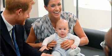Meghan Markle advierte a paparazzis sobre el uso de foto de su hijo