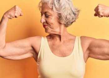 Cómo combatir la sarcopenia a través de la alimentación