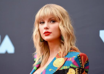 Taylor Swift recupera su música con el relanzamiento de «Fearless»