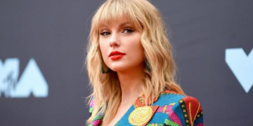 Taylor Swift recupera su música con el relanzamiento de «Fearless»