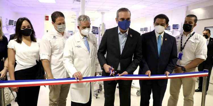 Presidente Abinader entrega Materno Infantil y Consulta Externa de la “Ciudad Sanitaria Luis Eduardo Aybar”