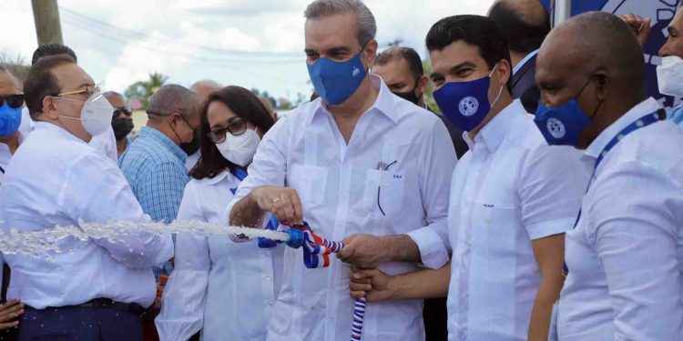 Presidente Abinader inaugura en Hato Mayor sistema de agua potable en beneficio de 6,500 comunitarios  
