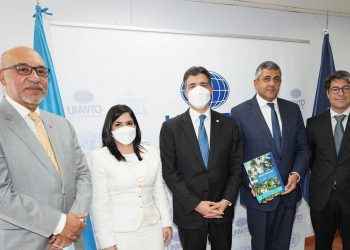 Presentan estudio a la OMT sobre el turismo dominicano