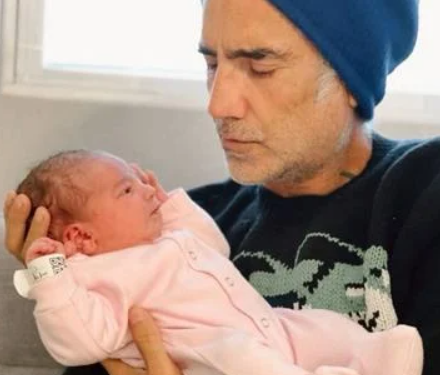 Cayetana es «la dueña de todas las serenatas» que le queden por dar al abuelo Alejandro Fernández