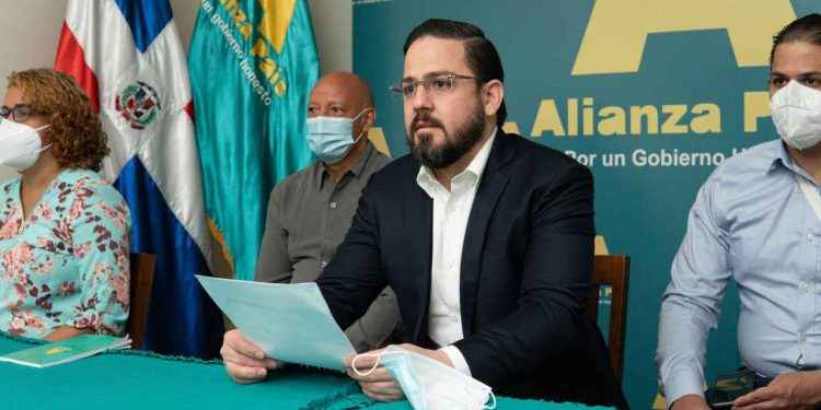 Alianza País rechaza limitación de Pruebas PCR-COVI-19 una por Año por persona