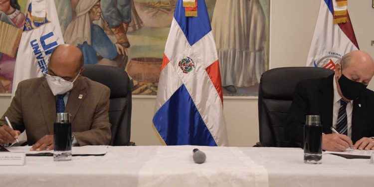 Unapec y el TC firman convenio de cooperación