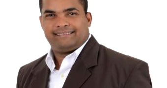Valentín Pérez denuncia que Najib Chaede inició campaña de descrédito contra sistema 911