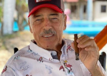 Andrés García cumple 80 años y no aspira ni a cinco más