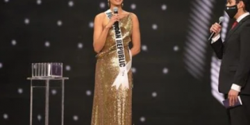 ¿Y cuál es la necesidad de hacer ciertas preguntas complicadas en Miss Universo?