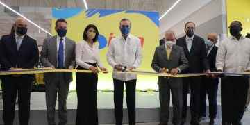 Apoyo al sector privado: presidente Abinader inaugura tienda Sirena Los Alcarrizos