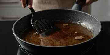 Los riesgos de reutilizar el aceite de cocina