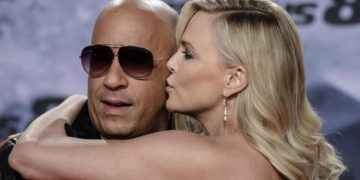 Vin Diesel y Charlize Theron celebran el éxito de «Fast and Furious 9″ tras su estreno:»¡El cine ha vuelto!»