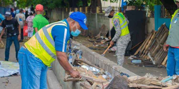 ADN realiza amplios operativos de desocupación de espacios públicos
