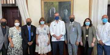 Presidente Abinader recibe Comité Ejecutivo y Consejo de Asesores de Acroarte