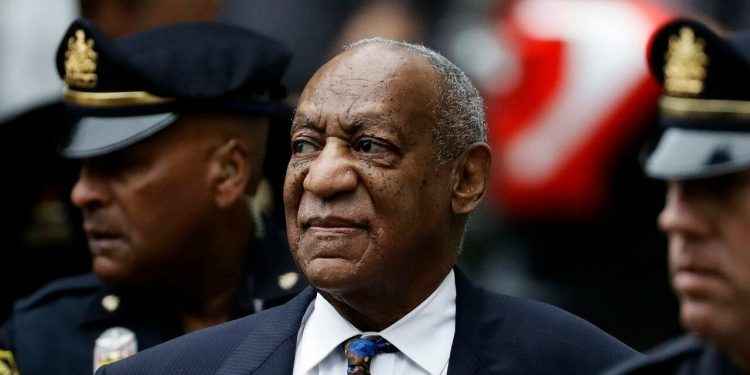 Bill Cosby sale de prisión luego de que su condena por delitos sexuales fuera anulada