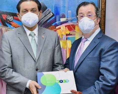 CDES reconoce gestión Ministro de Salud doctor Daniel Rivera