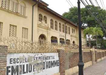 Minerd concluirá en breve plazo remozamiento Escuela Emilio Prud Homme