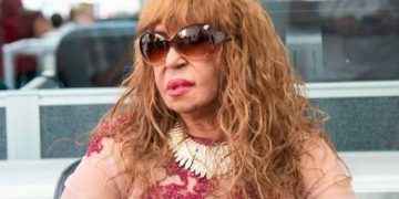 Fefita: Ahora cuando la gente se muere tapan el muerto y se van, no se atrevan a eso conmigo