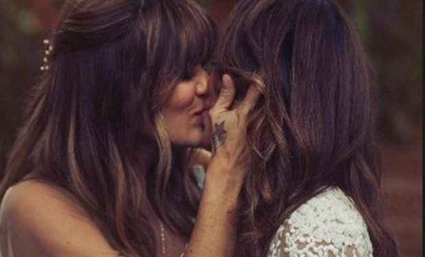 Kany García comparte fotos inéditas de su boda con motivo del Día del Orgullo Gay