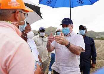 Propeep inicia construcción modelo integral de “Eco Plaza Comunitaria” en Bánica