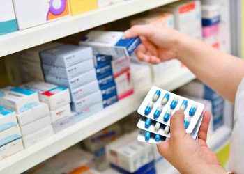 Unión de Farmacias aconseja no adquirir medicamentos en colmados