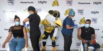 Águilas Cibaeñas y Salud Pública abrieron centro de vacunación en el Estadio Cibao