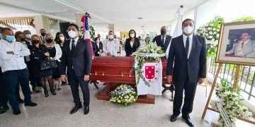 Víctor D’Aza lamenta muerte de Sued y propone Alcaldía de Santiago lleve su nombre