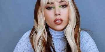 Danna Paola: «La gente piensa que estar enamorado es subir fotos a Instagram, presumir a tu pareja…»