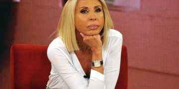 Laura Bozzo: «Aquí la momia… amo mi cuerpo»
