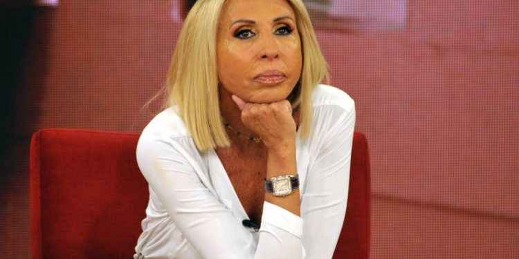 Laura Bozzo: «Aquí la momia… amo mi cuerpo»