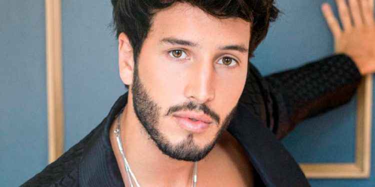 Sebastián Yatra: «De chiquito siempre quería ser como Enrique Iglesias»