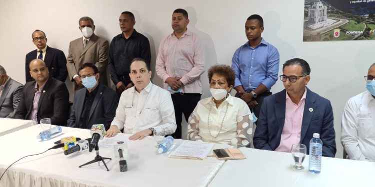 Acompañados de la ACIS, sector empresarial y del Comercio del Nordeste demandan obras al Gobierno
