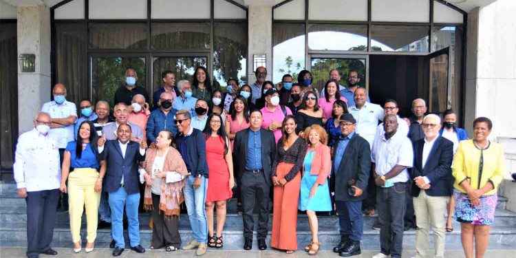 Cronistas fundaron hoy Academia Dominicana de Periodistas de Arte y Espectáculos (ADOPAE)