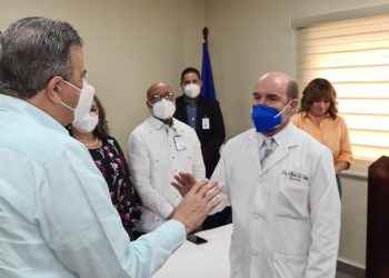 El doctor Alfre Cruz fue juramentado como nuevo director del Hospital Infantil doctor Arturo Grullón