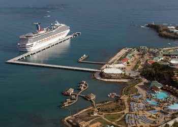 Llegada de Carnival Horizon reabre turismo de cruceros en RD