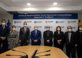 Grupo Popular y PUCMM ratifican convenio de colaboración para la formación especializada en RSE y sostenibilidad