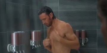 El desnudo masculino de Sexo/Vida se hace viral en TikTok