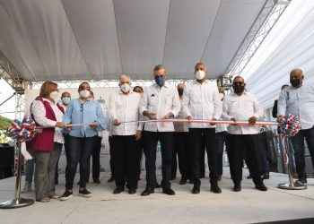Presidente Abinader entrega obras ejecutadas por Edenorte en La Canela