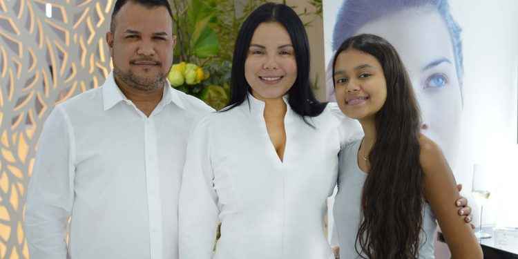 Facial Express Lashes abre sucursal en Santiago