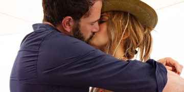 Fiesta y besos al ritmo de “Jenny from the block”: así celebró su cumpleaños Jennifer Lopez con Ben Affleck