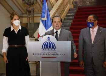 Gobierno inicia pagos auditados con cheques, de forma escalonada, comenzando en 24 instituciones públicas