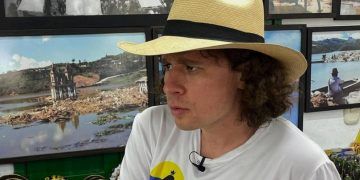 Por qué no dejaron viajar en Turquía a Luisito Comunica y a su papá a pesar de estar vacunado