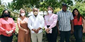 Oficina Sectorial de la Mujer y Alcaldía de Cabarete acuerdan plan de huertos comunitario