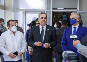 Gobierno anuncia histórico aumento salarial para trabajadores de las empresas privadas