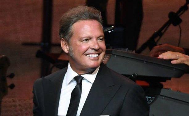 Luis Miguel, hospitalizado tras una brutal caída