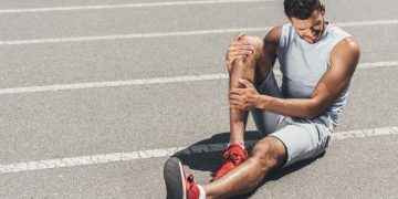 ¿Te duelen las piernas al correr? Esto es lo que puedes hacer
