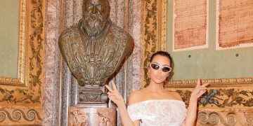 El particular look de Kim Kardashian para visitar el Vaticano que causó revuelo en las redes sociales