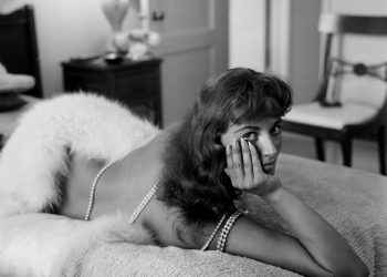 «Me siento tan inferior»: la desconocida vida de Jackie, la hermana ‘patito feo’ de Joan Collins