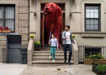 Paramount retrasa indefinidamente el estreno de ‘Clifford, el gran perro rojo’ en EEUU